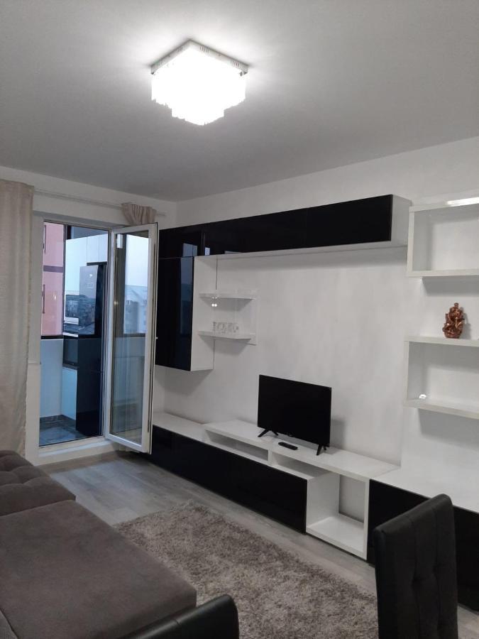 Luxury Daniel Apartament Residence Militari Roşu Exteriér fotografie