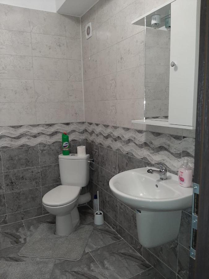Luxury Daniel Apartament Residence Militari Roşu Exteriér fotografie