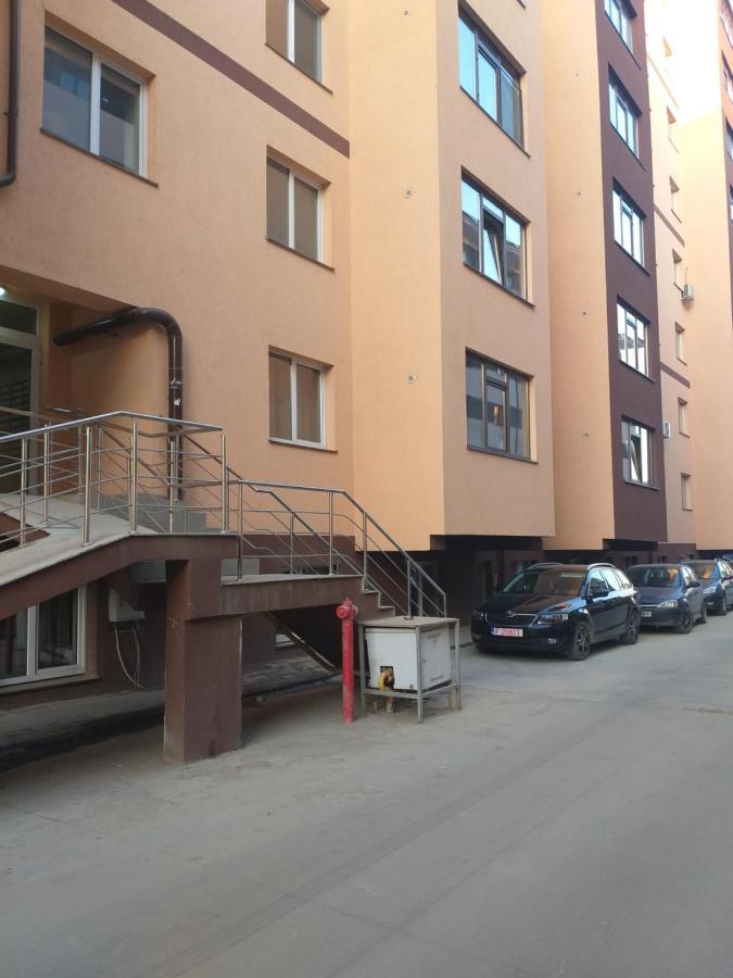 Luxury Daniel Apartament Residence Militari Roşu Exteriér fotografie