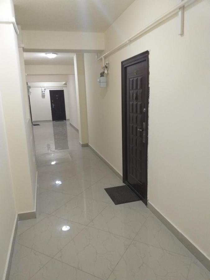 Luxury Daniel Apartament Residence Militari Roşu Exteriér fotografie