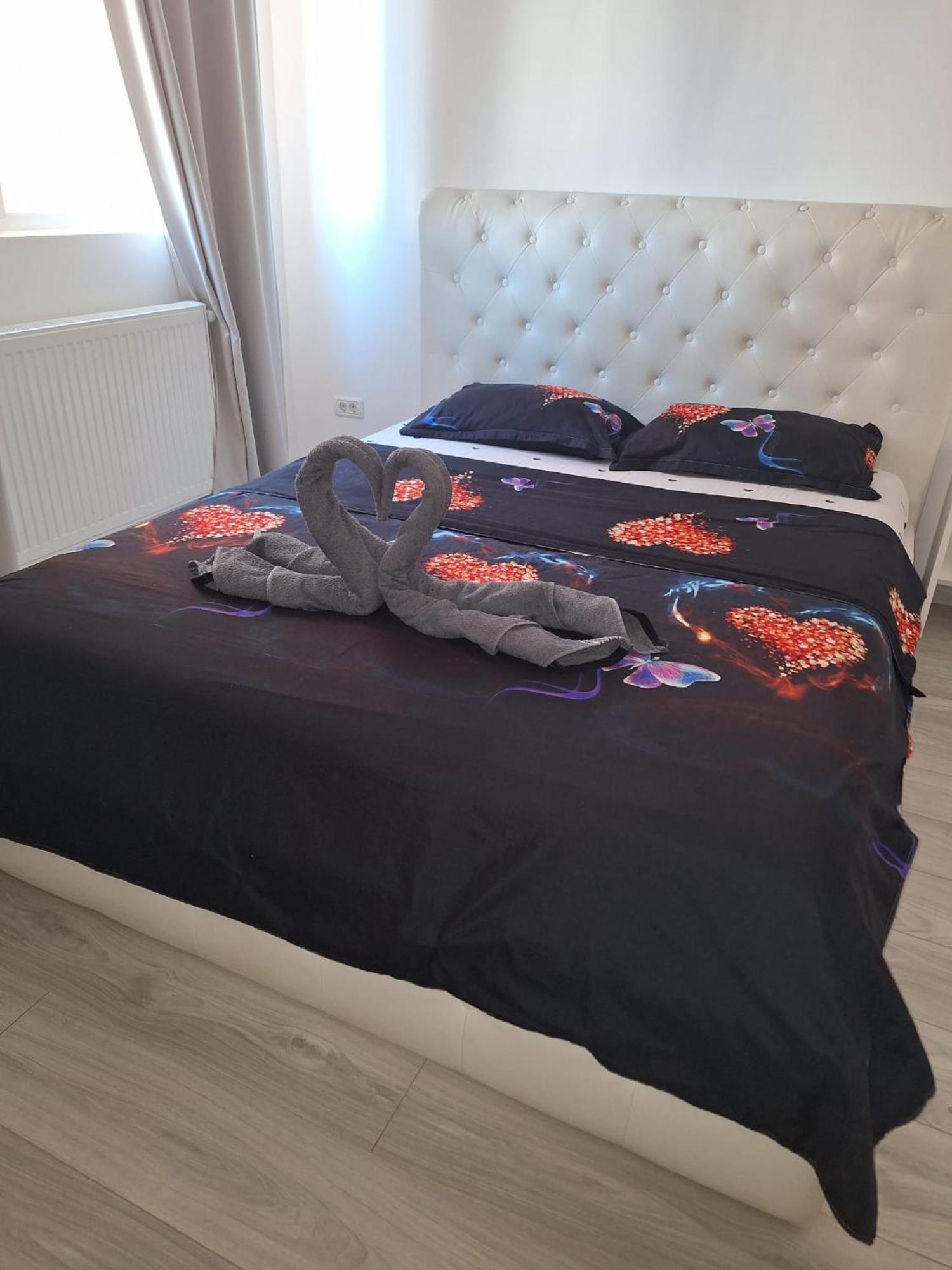 Luxury Daniel Apartament Residence Militari Roşu Exteriér fotografie